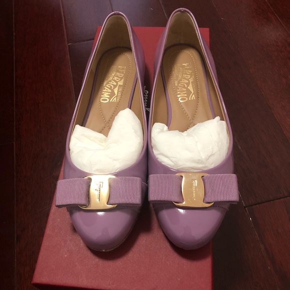 Salvatore Ferragamo flats - Picture 1 of 5